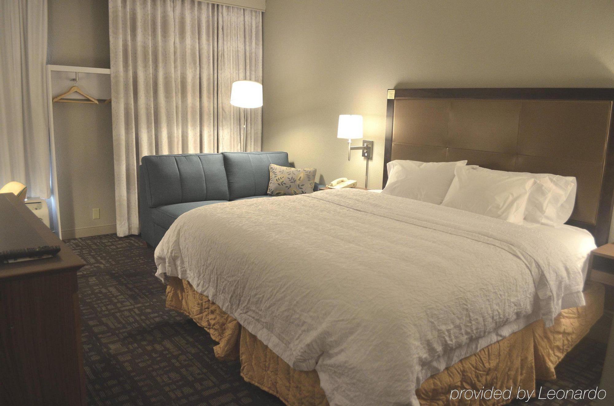 Hampton Inn & Suites Charlotte/Pineville Εξωτερικό φωτογραφία